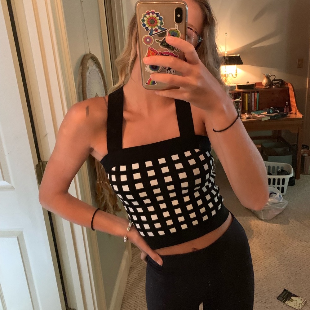 Crop top
